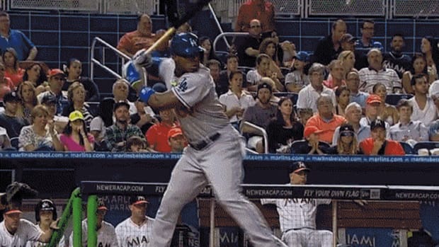 yasiel-puig-bat-flip.gif